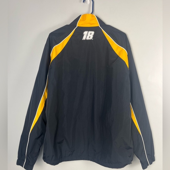 Kyle Busch 2009 Men's Jacket M&M’s NASCAR #18 Black Yellow Medium - Picture 8 of 9